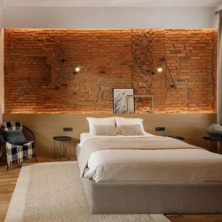 Ka'yana - Restored Luxury In The Heart Of The Old Town, Near Black Church, Council Sq Апартаменти *
