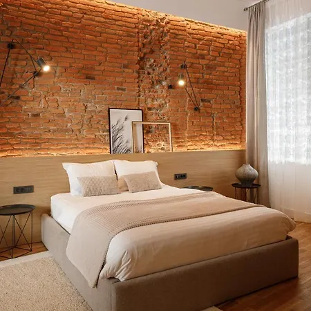 Ka'yana - Restored Luxury In The Heart Of The Old Town, Near Black Church, Council Sq *