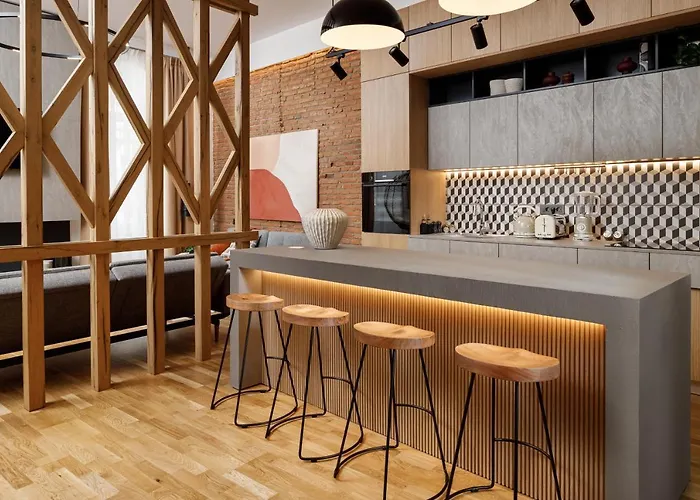 Ka'yana - Restored Luxury In The Heart Of The Old Town, Near Black Church, Council Sq *