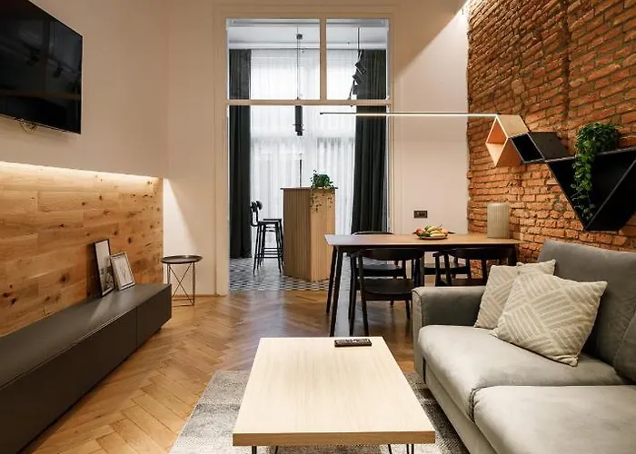 Apartment Ka'yana - Restored Luxury In The Heart Of The Old Town, Near Black Church, Council Sq